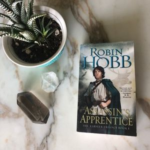 📚3 for $15: Assassin's Apprentice